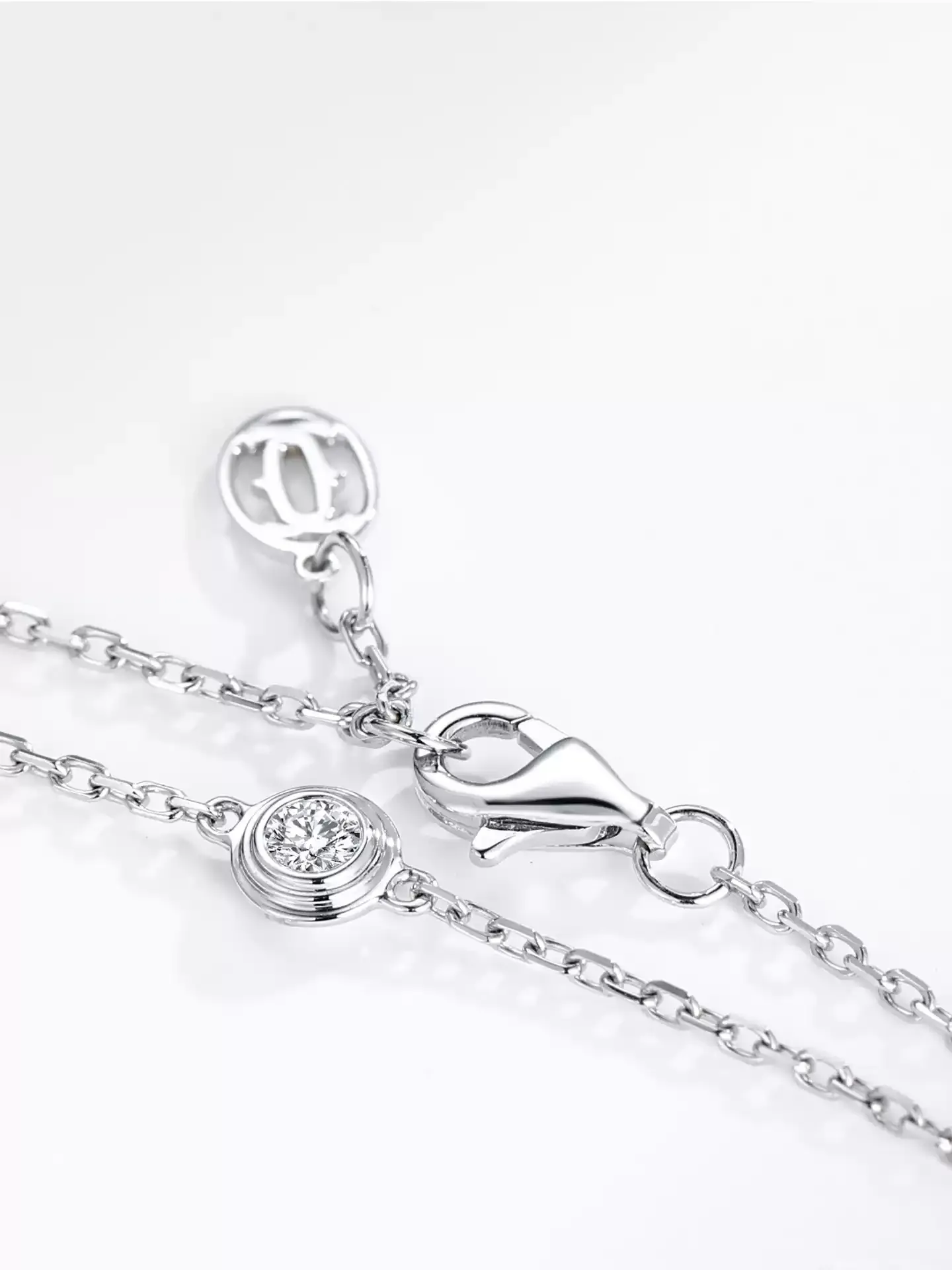 Kingdom Bracelet Solitaire - View 3