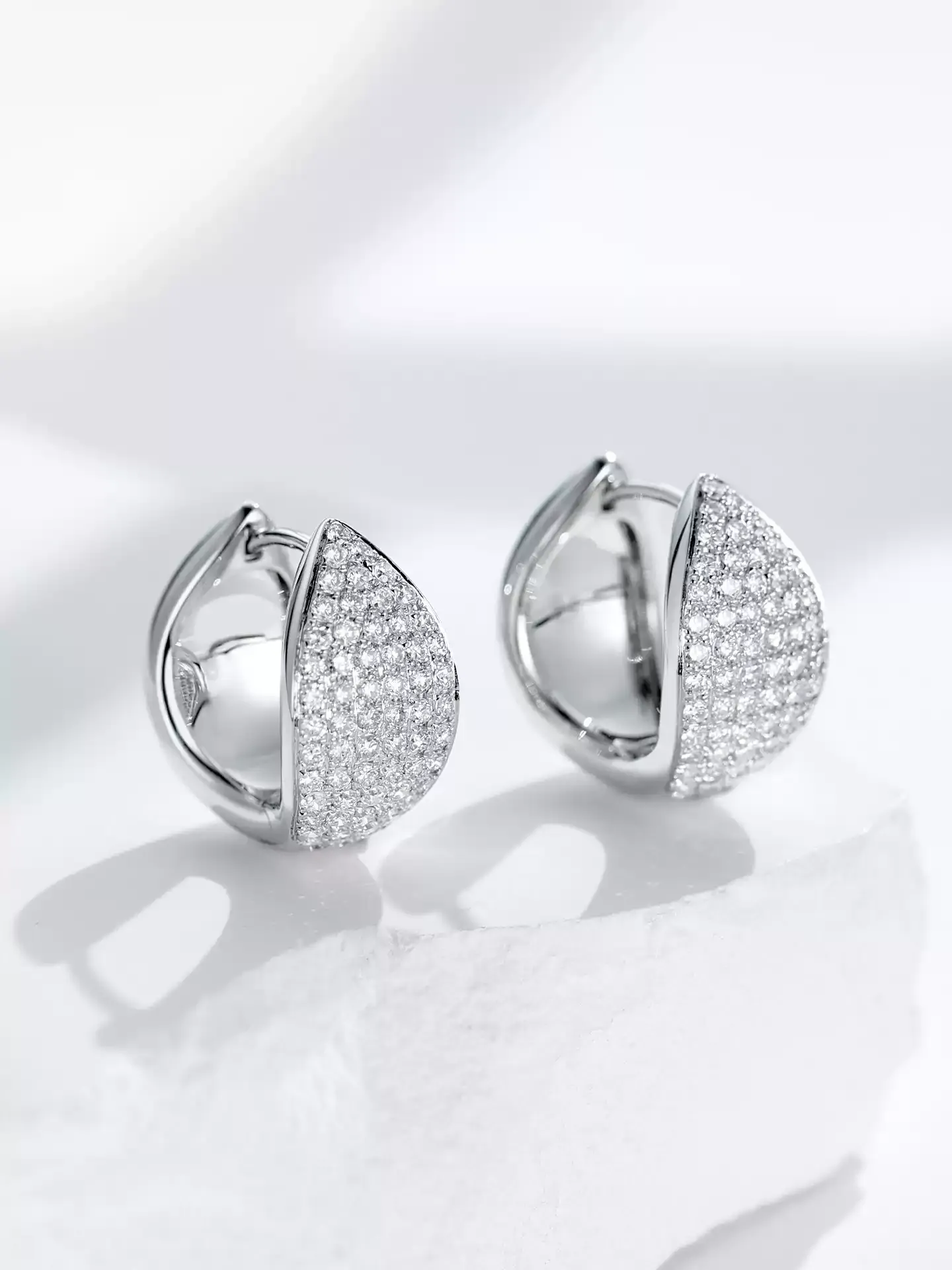 Kingdom Earrings Hepburn Classic - View 5