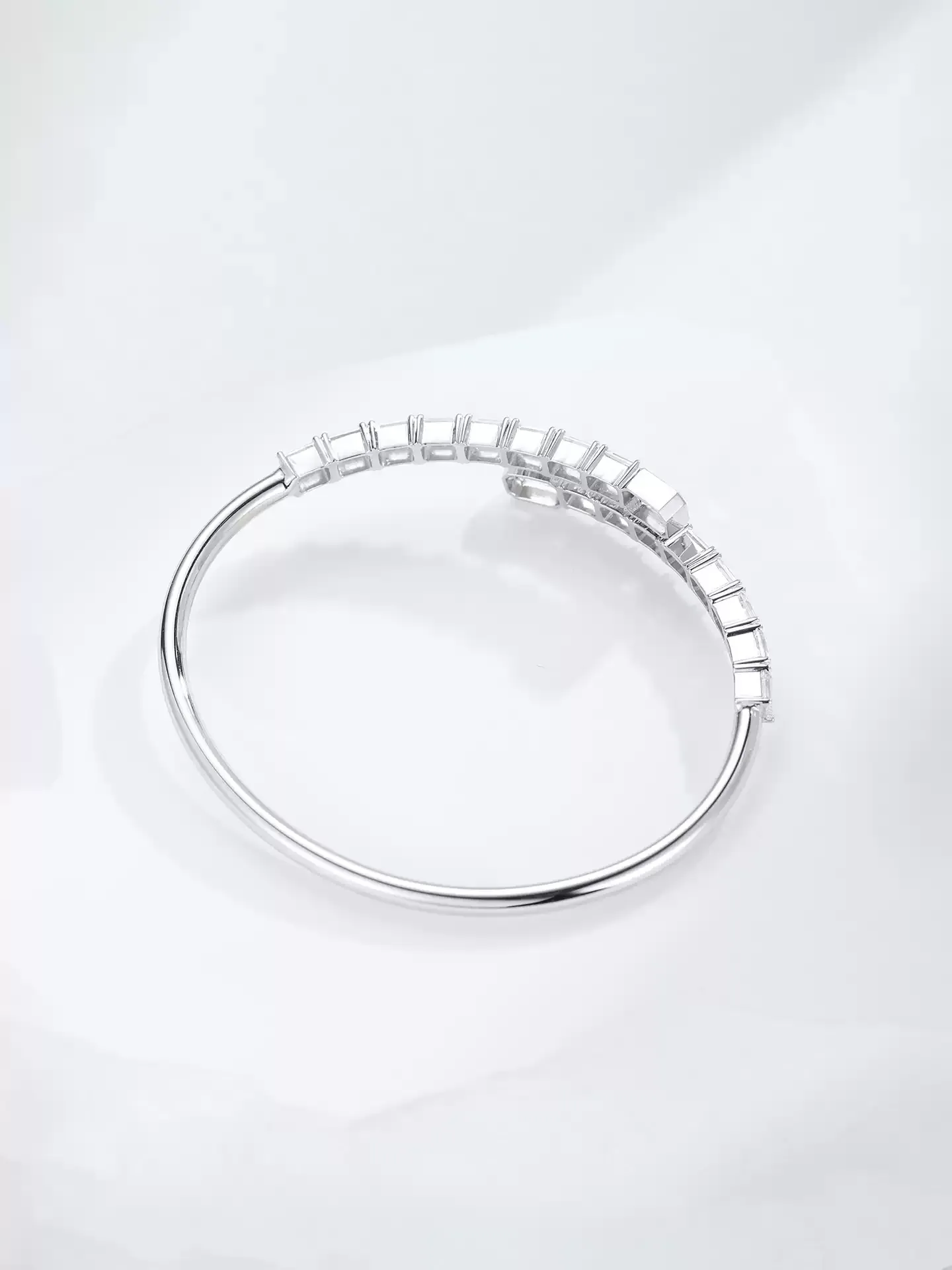 Kingdom Bracelet Emerald Cuff - View 2