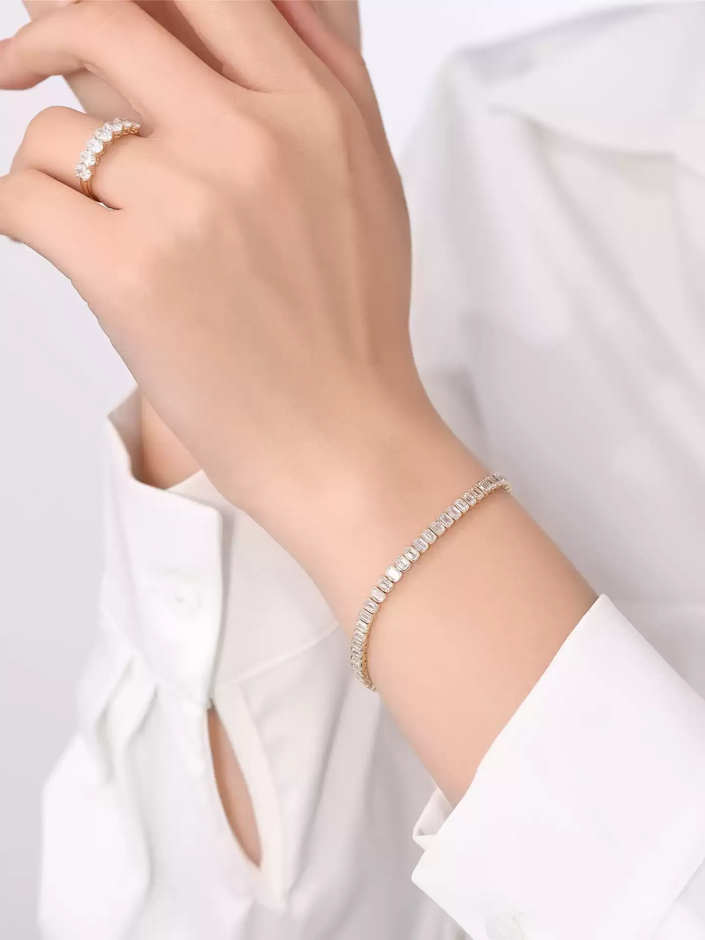 Kingdom Bracelet Emerald Cut - View 4