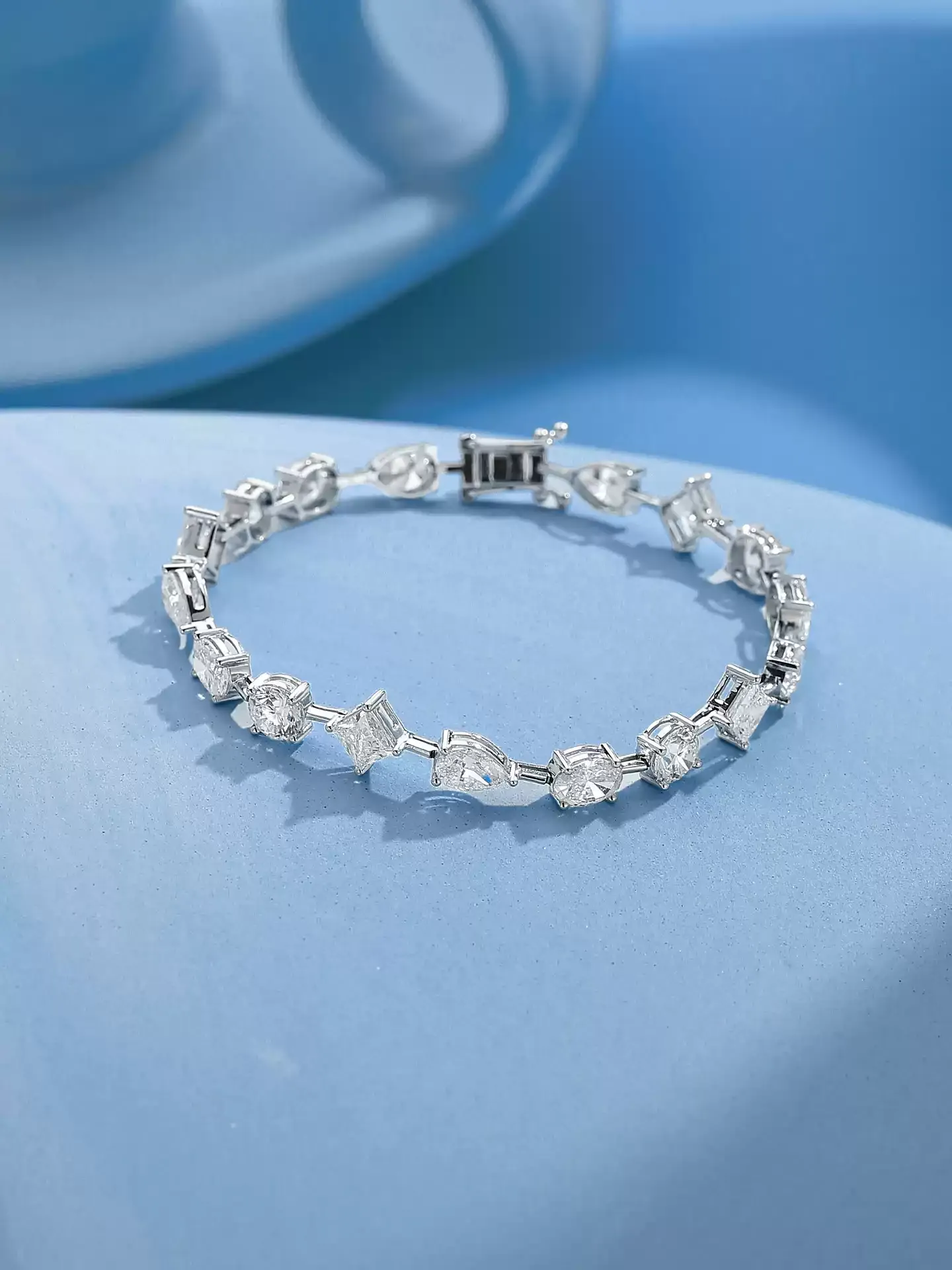 Kingdom Bracelet Fancy Cut - View 5
