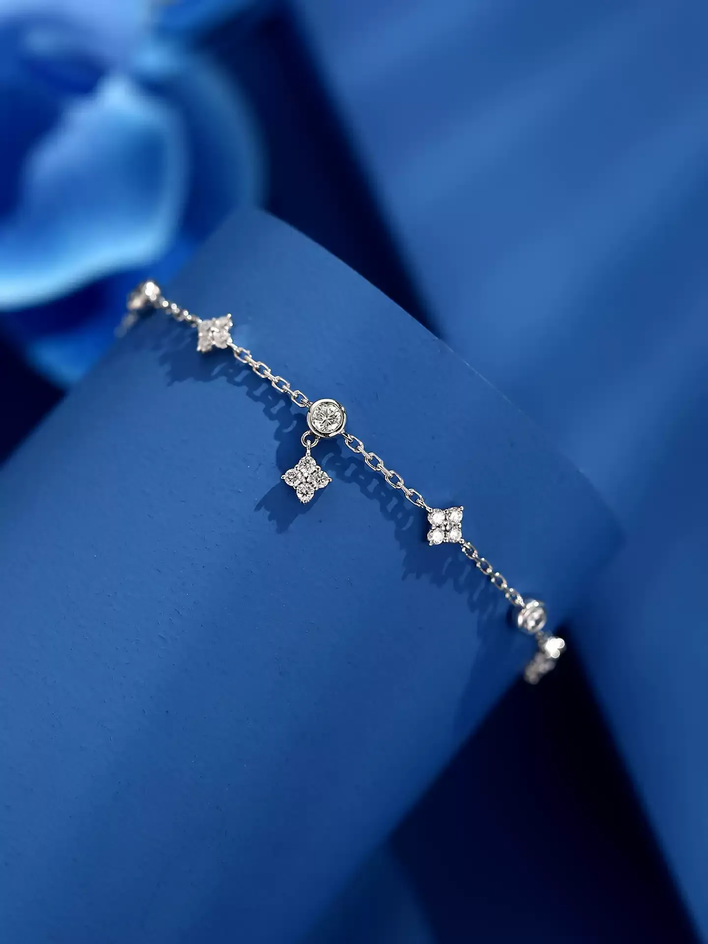 Kingdom Bracelet Four-Leaf Clover - View 4