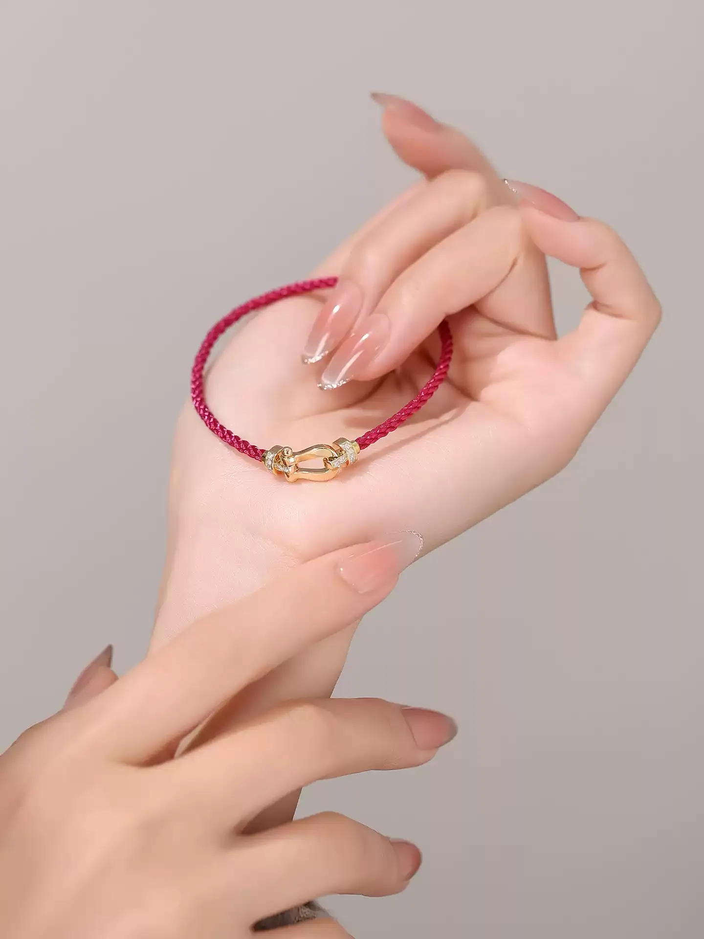 Kingdom Bracelet Horseshoe - View 4