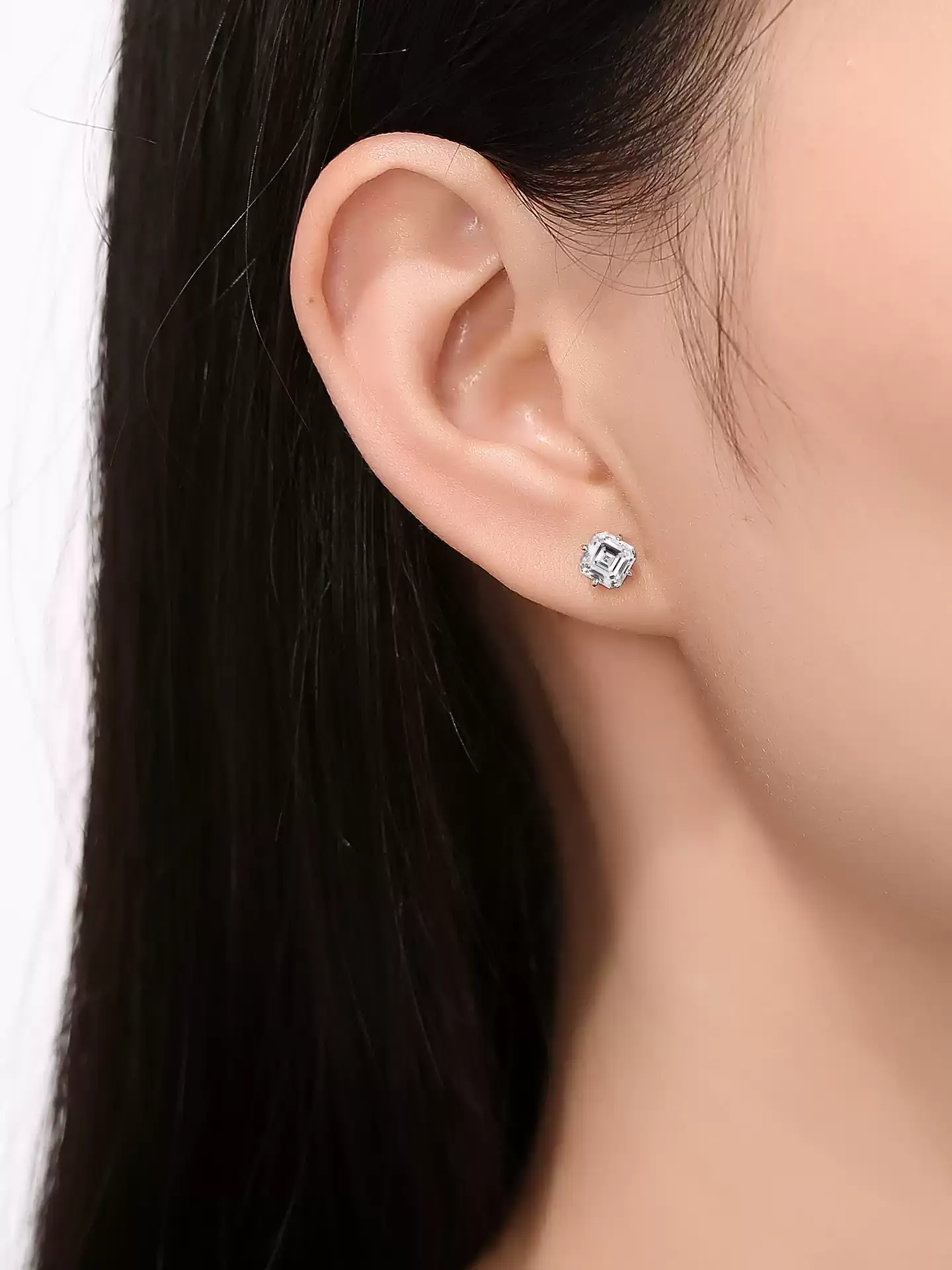 Kingdom Earrings Asscher Cut - View 4
