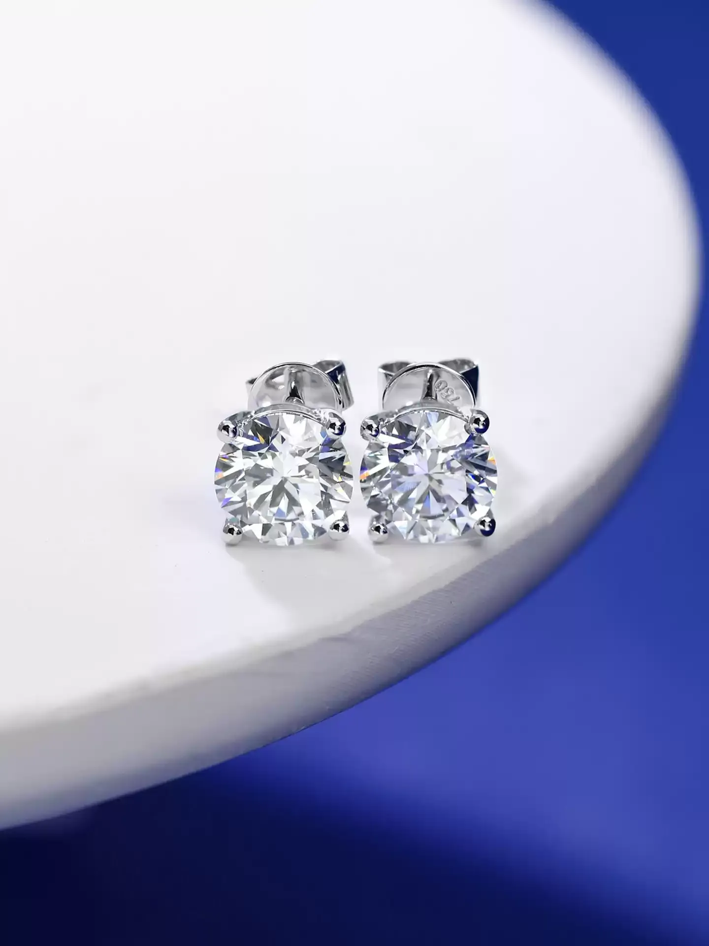 Kingdom Earrings C-Hoop Pavé - View 5