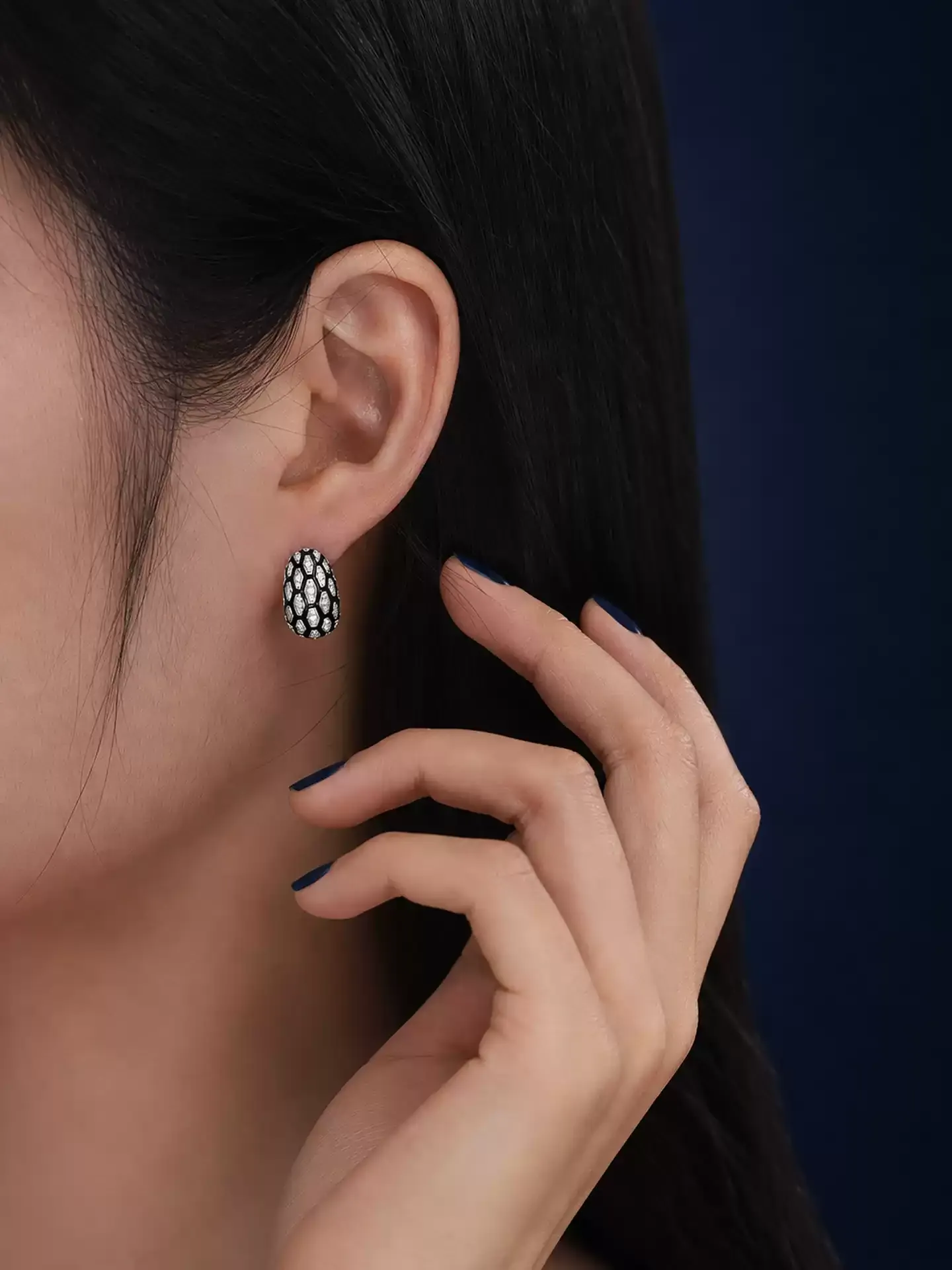 Kingdom Earrings Honeycomb - View 3