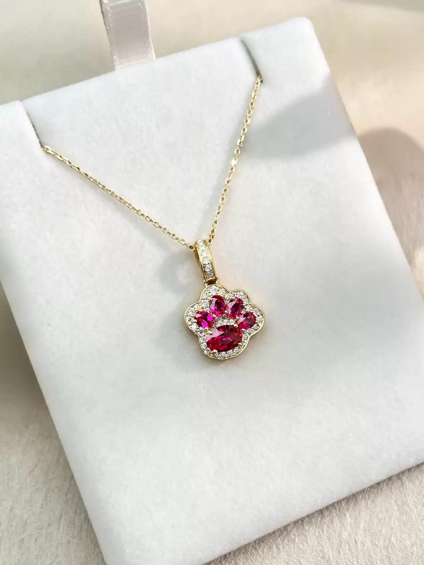 Kingdom Necklace Cat Paw - View 3