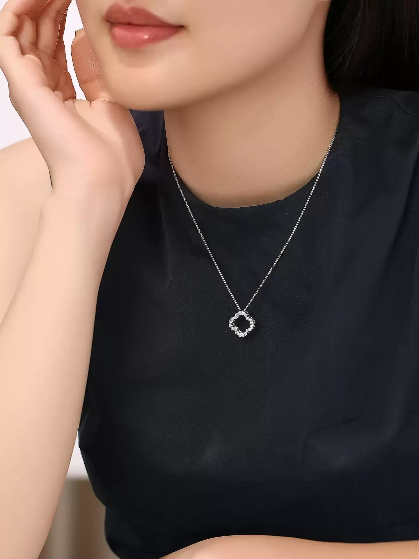 Kingdom Necklace Clover Convertible - View 4