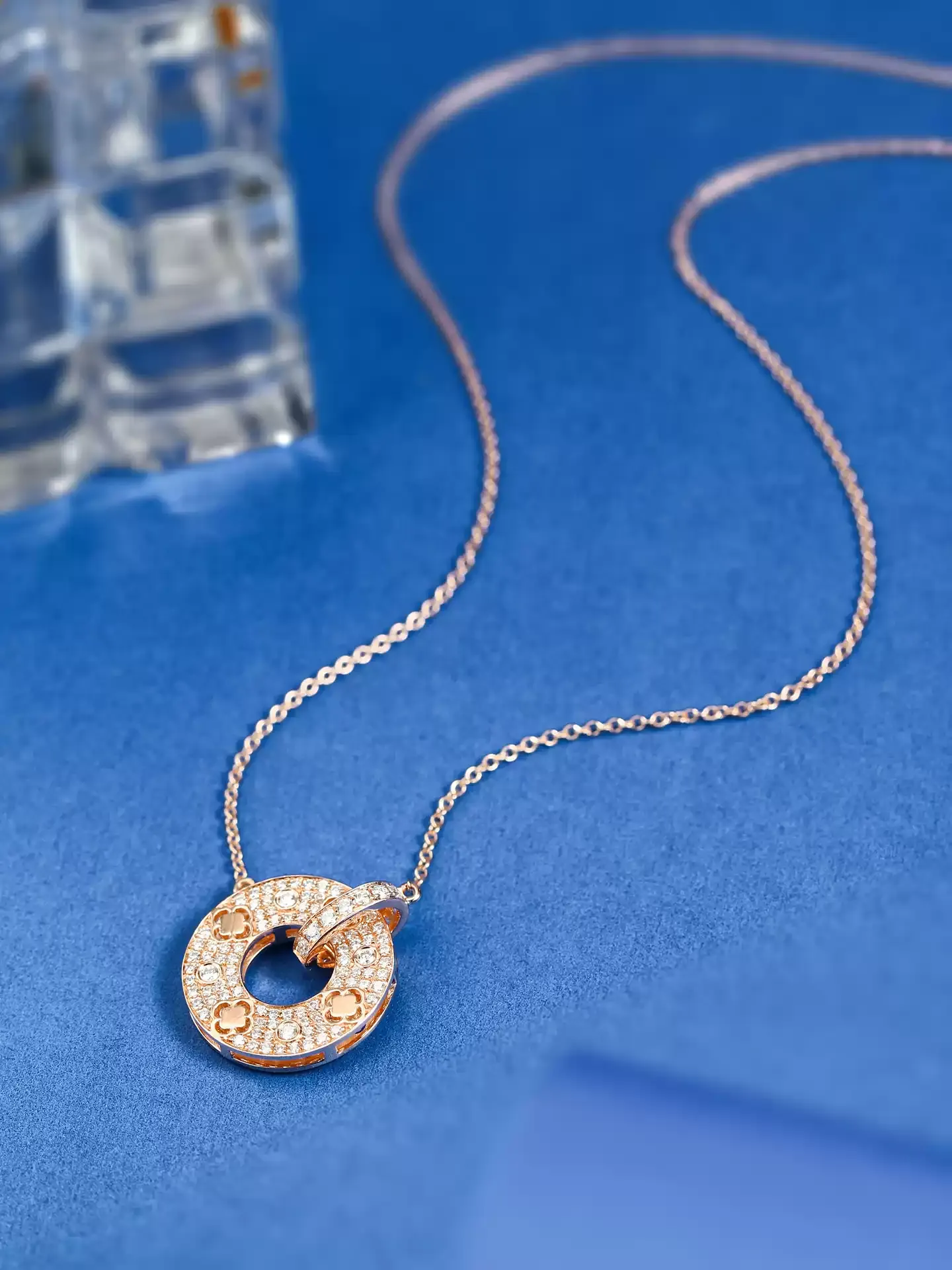 Kingdom Necklace Clover Reversible - View 2