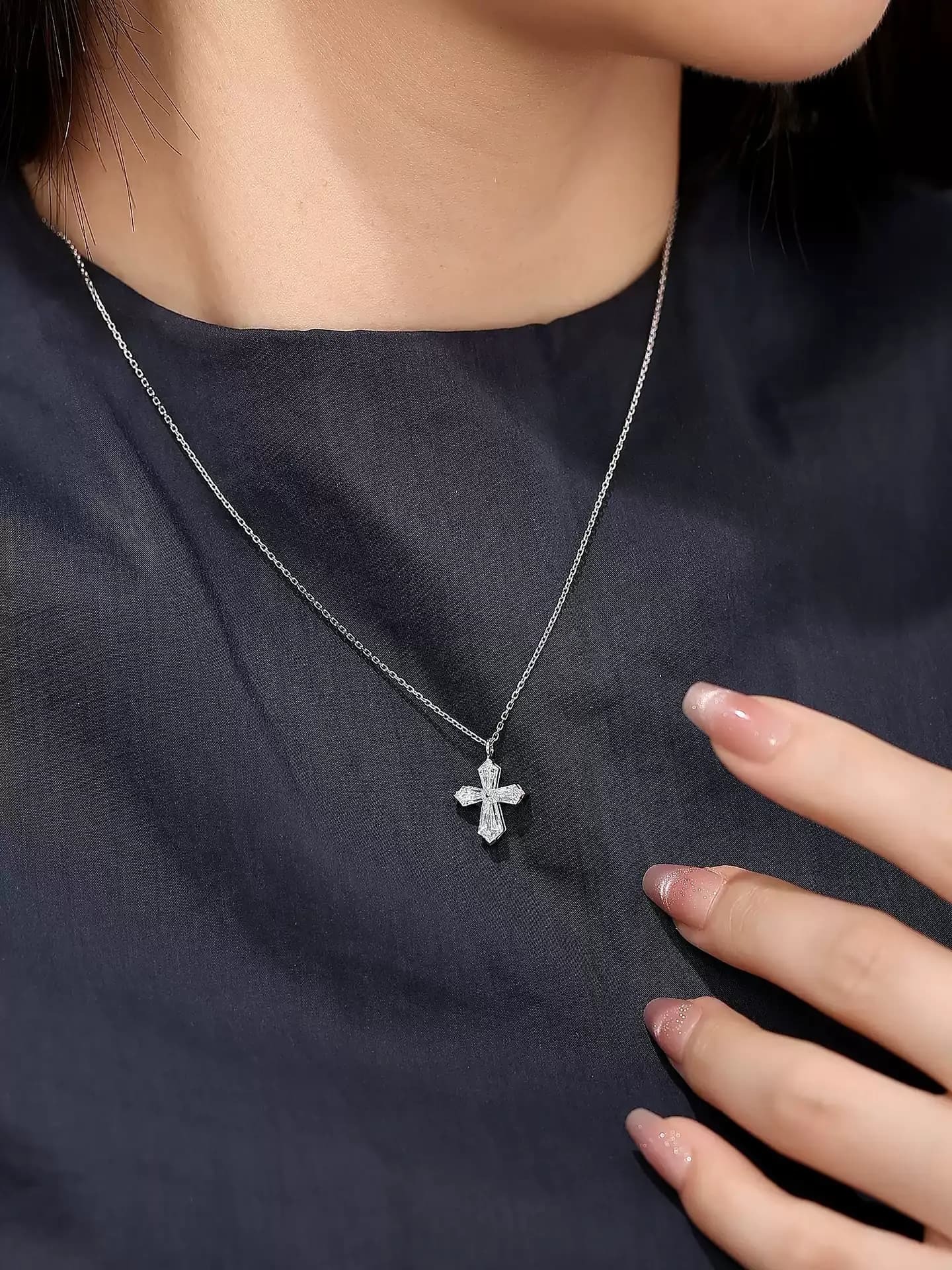 Kingdom Necklace Cross Petite - View 5