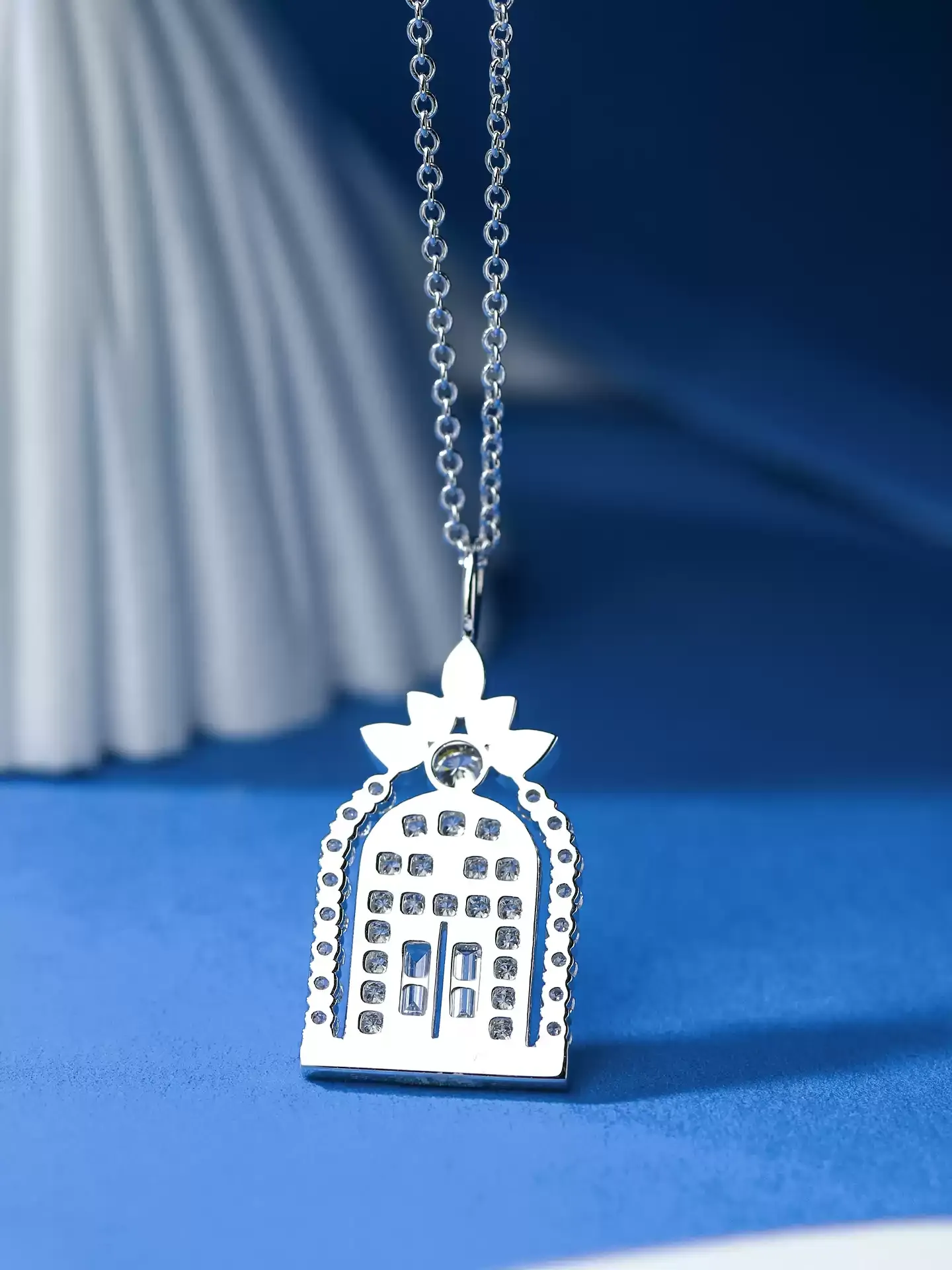 Kingdom Necklace Gate of Happiness - View 5