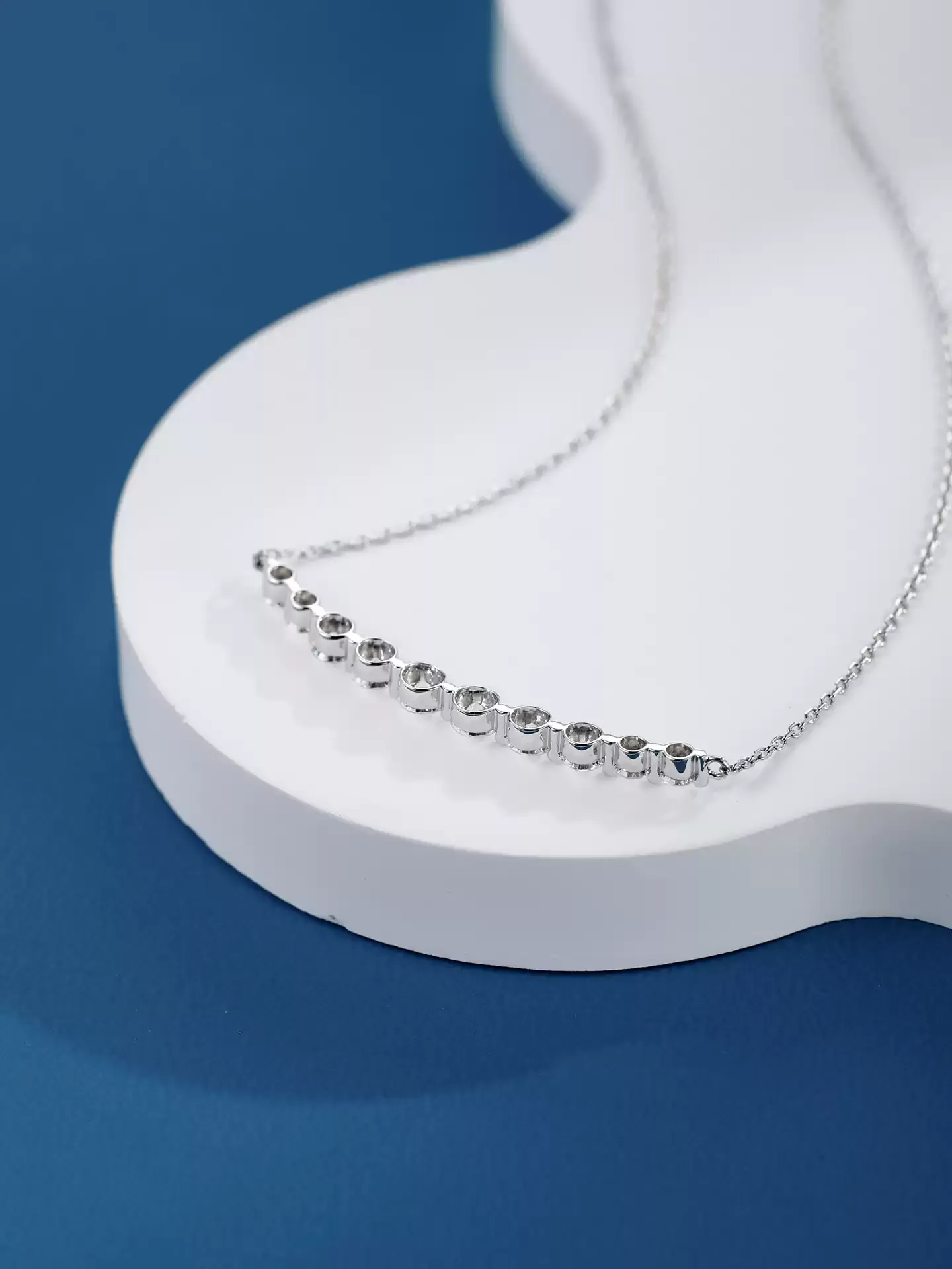 Kingdom Necklace Smile - View 5