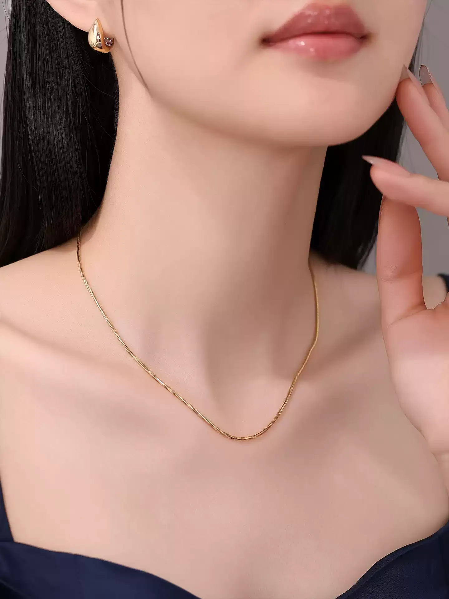 Kingdom Necklace Snake Chain - View 4