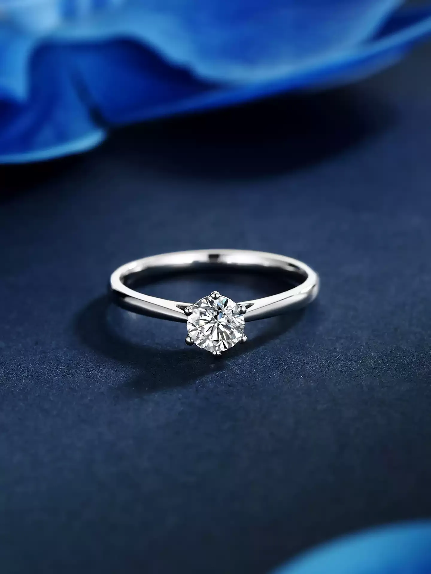 Graduated Six-Prong Ring - View 4